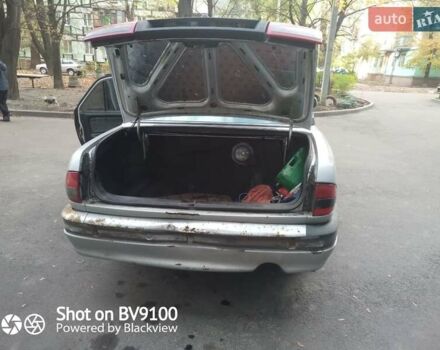 Серый ГАЗ 31105 Волга, объемом двигателя 2.3 л и пробегом 225 тыс. км за 2000 $, фото 12 на Automoto.ua