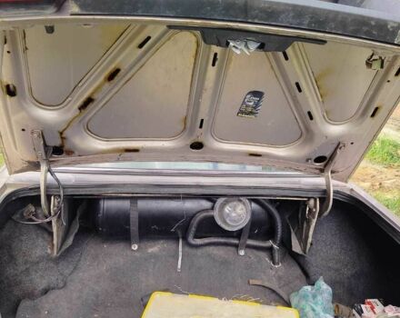 Серый ГАЗ 31105 Волга, объемом двигателя 2.3 л и пробегом 211 тыс. км за 1088 $, фото 1 на Automoto.ua