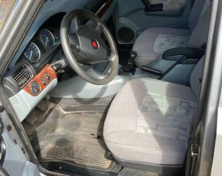 Сірий ГАЗ 31105 Волга, об'ємом двигуна 2.3 л та пробігом 102 тис. км за 2600 $, фото 1 на Automoto.ua