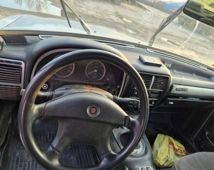 Серый ГАЗ 31105 Волга, объемом двигателя 0 л и пробегом 20 тыс. км за 1111 $, фото 3 на Automoto.ua