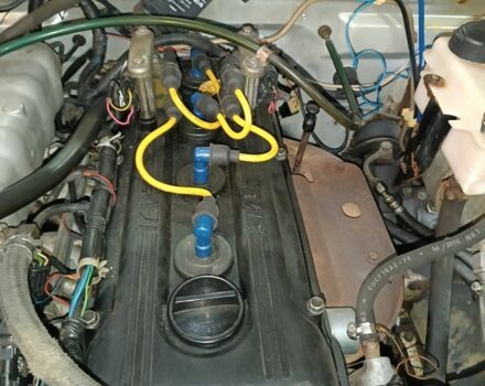 Серый ГАЗ 31105 Волга, объемом двигателя 2.3 л и пробегом 200 тыс. км за 1490 $, фото 17 на Automoto.ua