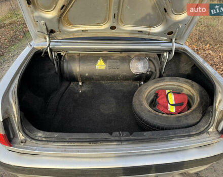 Серый ГАЗ 31105 Волга, объемом двигателя 2.43 л и пробегом 145 тыс. км за 6000 $, фото 15 на Automoto.ua