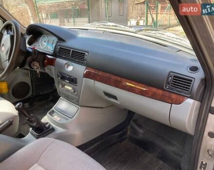 Сірий ГАЗ 31105 Волга, об'ємом двигуна 2.3 л та пробігом 102 тис. км за 2600 $, фото 6 на Automoto.ua