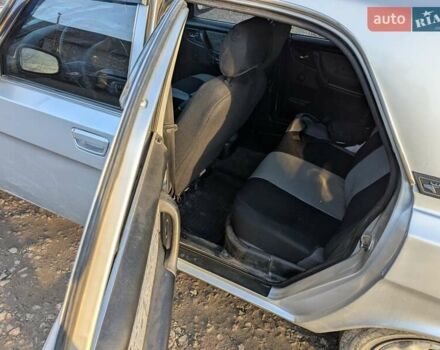 Серый ГАЗ 31105 Волга, объемом двигателя 2.43 л и пробегом 98 тыс. км за 1900 $, фото 10 на Automoto.ua