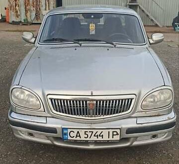 ГАЗ 31105 Волга 2004 в Черкассах на Automoto.ua Серый ГАЗ 31105 Волга, объемом двигателя 2.43 л и пробегом 213 тыс. км за 1499 $, фото 1 на Automoto.ua