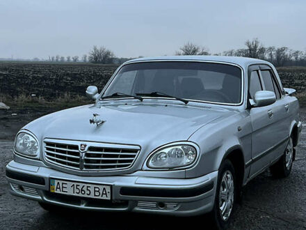 ГАЗ 31105 Волга 2004 у Івано-Франківську на Automoto.ua Сірий ГАЗ 31105 Волга, об'ємом двигуна 2.3 л та пробігом 279 тис. км за 1450 $, фото 1 на Automoto.ua