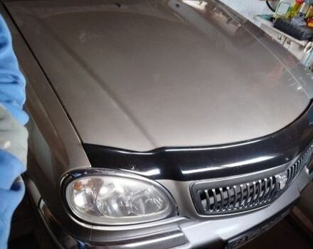 Серый ГАЗ 31105 Волга, объемом двигателя 2.3 л и пробегом 171 тыс. км за 2500 $, фото 1 на Automoto.ua