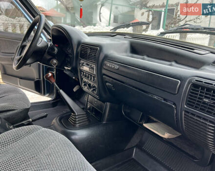 Синій ГАЗ 31105 Волга, об'ємом двигуна 2.29 л та пробігом 140 тис. км за 1670 $, фото 35 на Automoto.ua