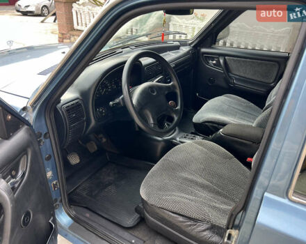 Синій ГАЗ 31105 Волга, об'ємом двигуна 2.29 л та пробігом 140 тис. км за 1670 $, фото 24 на Automoto.ua