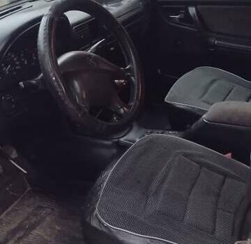 Зеленый ГАЗ 31105 Волга, объемом двигателя 2.43 л и пробегом 130 тыс. км за 1550 $, фото 4 на Automoto.ua