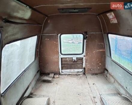 ГАЗ 3221 Газель 2002 у Вінниці на Automoto.ua Білий ГАЗ 3221 Газель, об'ємом двигуна 2.5 л та пробігом 104 тис. км за 600 $, фото 13 на Automoto.ua