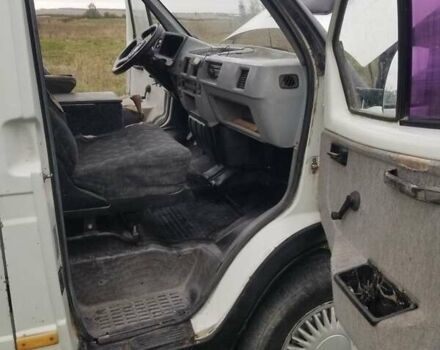 ГАЗ 3221 Газель 1999 в Черновцах на Automoto.ua Белый ГАЗ 3221 Газель, объемом двигателя 2.4 л и пробегом 207 тыс. км за 1800 $, фото 4 на Automoto.ua