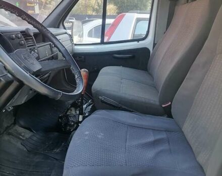 ГАЗ 3221 Газель 2007 в Киеве на Automoto.ua Белый ГАЗ 3221 Газель, объемом двигателя 2.5 л и пробегом 273 тыс. км за 3000 $, фото 4 на Automoto.ua
