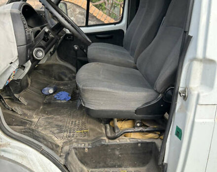 ГАЗ 3221 Газель 2008 у Чернігові на Automoto.ua Білий ГАЗ 3221 Газель, об'ємом двигуна 2.46 л та пробігом 150 тис. км за 2000 $, фото 4 на Automoto.ua