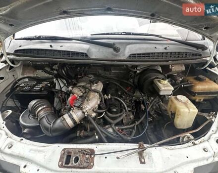 ГАЗ 3221 Газель 2011 у Харкові на Automoto.ua Білий ГАЗ 3221 Газель, об'ємом двигуна 2.89 л та пробігом 169 тис. км за 3800 $, фото 3 на Automoto.ua