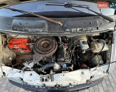 ГАЗ 3221 Газель 2001 в Одессе на Automoto.ua Белый ГАЗ 3221 Газель, объемом двигателя 2.45 л и пробегом 410 тыс. км за 1600 $, фото 8 на Automoto.ua