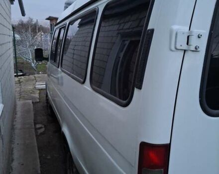 ГАЗ 3221 Газель 2004 у Дніпро (Дніпропетровську) на Automoto.ua Білий ГАЗ 3221 Газель, об'ємом двигуна 2.29 л та пробігом 381 тис. км за 2000 $, фото 4 на Automoto.ua