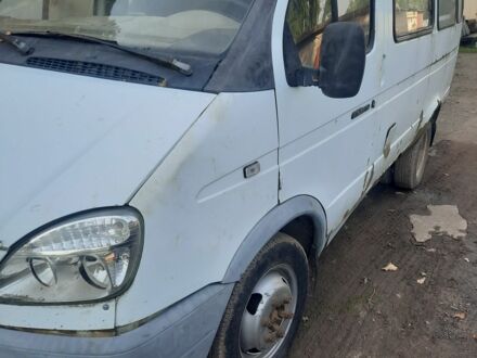 ГАЗ 3221 Газель 2004 у Сумах на Automoto.ua Білий ГАЗ 3221 Газель, об'ємом двигуна 2.4 л та пробігом 200 тис. км за 1300 $, фото 1 на Automoto.ua