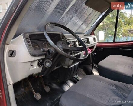 ГАЗ 3221 Газель 1998 в Краматорске на Automoto.ua Красный ГАЗ 3221 Газель, объемом двигателя 2.5 л и пробегом 5 тыс. км за 1574 $, фото 5 на Automoto.ua