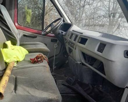 Красный ГАЗ 3221 Газель, объемом двигателя 2.3 л и пробегом 400 тыс. км за 1950 $, фото 2 на Automoto.ua