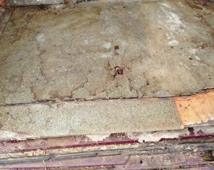 Червоний ГАЗ 3221 Газель, об'ємом двигуна 2.9 л та пробігом 350 тис. км за 991 $, фото 10 на Automoto.ua