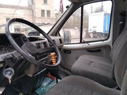 ГАЗ 3221 Газель, объемом двигателя 2.4 л и пробегом 100 тыс. км за 899 $, фото 1 на Automoto.ua