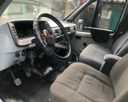 ГАЗ 3221 Газель 2000 в Харькове на Automoto.ua Серый ГАЗ 3221 Газель, объемом двигателя 2.4 л и пробегом 180 тыс. км за 2200 $, фото 10 на Automoto.ua