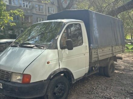 ГАЗ 3221 Газель 1995 у Синельниковом на Automoto.ua Сірий ГАЗ 3221 Газель, об'ємом двигуна 2.4 л та пробігом 250 тис. км за 1400 $, фото 1 на Automoto.ua