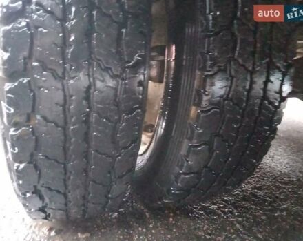 Білий ГАЗ 32213 Газель, об'ємом двигуна 2.5 л та пробігом 238 тис. км за 2000 $, фото 8 на Automoto.ua