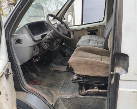 Белый ГАЗ 3302 ГАЗель, объемом двигателя 2.4 л и пробегом 120 тыс. км за 1300 $, фото 4 на Automoto.ua