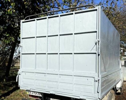 Белый ГАЗ 3302 ГАЗель, объемом двигателя 2.5 л и пробегом 210 тыс. км за 4900 $, фото 4 на Automoto.ua