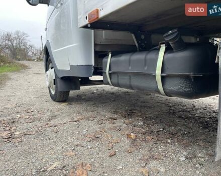 Белый ГАЗ 3302 ГАЗель, объемом двигателя 2.9 л и пробегом 75 тыс. км за 4700 $, фото 2 на Automoto.ua