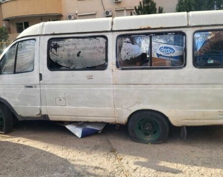 ГАЗ 3302 ГАЗель 2000 у Одесі на Automoto.ua Білий ГАЗ 3302 ГАЗель, об'ємом двигуна 2.4 л та пробігом 111 тис. км за 600 $, фото 1 на Automoto.ua