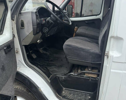 Белый ГАЗ 3302 ГАЗель, объемом двигателя 2.46 л и пробегом 236 тыс. км за 5500 $, фото 13 на Automoto.ua