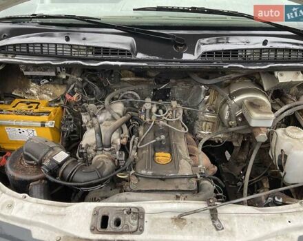 Белый ГАЗ 3302 ГАЗель, объемом двигателя 2.46 л и пробегом 380 тыс. км за 3700 $, фото 6 на Automoto.ua