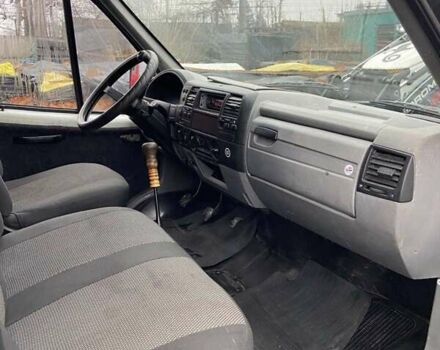 Белый ГАЗ 3302 ГАЗель, объемом двигателя 2.46 л и пробегом 380 тыс. км за 3700 $, фото 5 на Automoto.ua