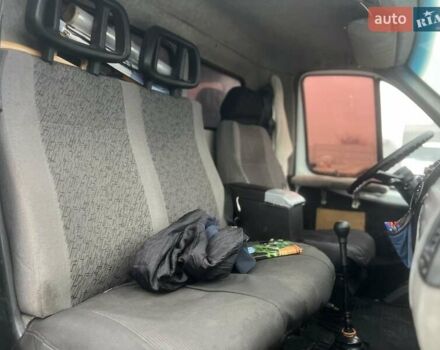 Белый ГАЗ 3302 ГАЗель, объемом двигателя 2.5 л и пробегом 360 тыс. км за 3250 $, фото 5 на Automoto.ua