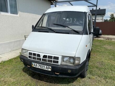 ГАЗ 3302 ГАЗель 2001 у Борисполе на Automoto.ua Білий ГАЗ 3302 ГАЗель, об'ємом двигуна 2.3 л та пробігом 198 тис. км за 1933 $, фото 1 на Automoto.ua