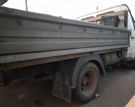 Белый ГАЗ 3302 ГАЗель, объемом двигателя 0 л и пробегом 300 тыс. км за 1900 $, фото 1 на Automoto.ua