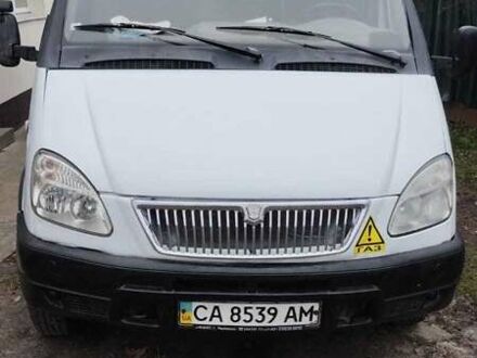 Белый ГАЗ 3302 ГАЗель, объемом двигателя 2.4 л и пробегом 286 тыс. км за 3900 $, фото 1 на Automoto.ua