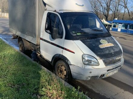 ГАЗ 3302 ГАЗель 2003 в Николаеве на Automoto.ua Белый ГАЗ 3302 ГАЗель, объемом двигателя 2.5 л и пробегом 150 тыс. км за 1100 $, фото 1 на Automoto.ua
