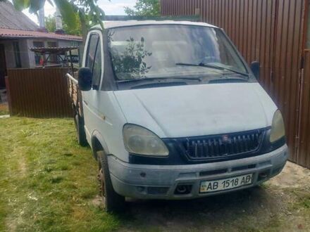 ГАЗ 3302 ГАЗель 2004 у Жмеренке на Automoto.ua Білий ГАЗ 3302 ГАЗель, об'ємом двигуна 2.9 л та пробігом 100 тис. км за 1800 $, фото 1 на Automoto.ua