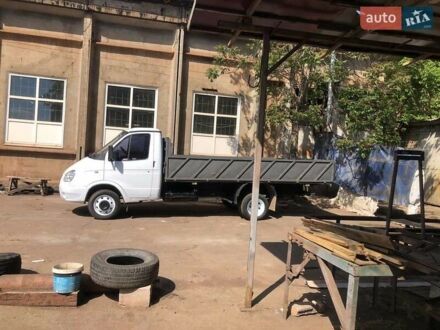 ГАЗ 3302 ГАЗель 2008 в Кривом Роге на Automoto.ua Белый ГАЗ 3302 ГАЗель, объемом двигателя 2.5 л и пробегом 100 тыс. км за 4500 $, фото 1 на Automoto.ua