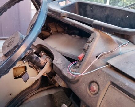 ГАЗ 3302 ГАЗель 1995 в Кропивницком (Кировограде) на Automoto.ua Серый ГАЗ 3302 ГАЗель, объемом двигателя 0 л и пробегом 100 тыс. км за 844 $, фото 3 на Automoto.ua