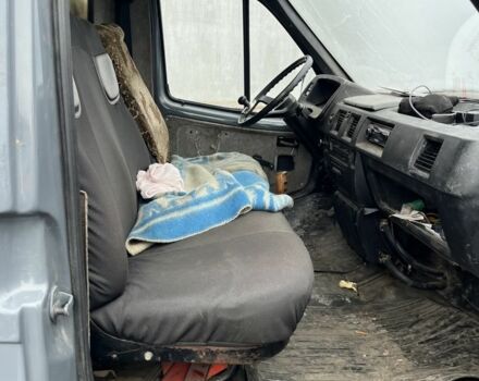 Сірий ГАЗ 3302 ГАЗель, об'ємом двигуна 2.3 л та пробігом 300 тис. км за 2100 $, фото 2 на Automoto.ua