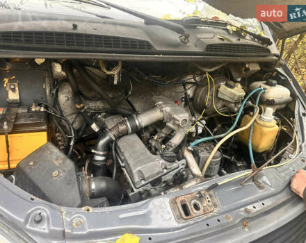 ГАЗ 3302 ГАЗель 2005 в Черновцах на Automoto.ua Серый ГАЗ 3302 ГАЗель, объемом двигателя 2.3 л и пробегом 385 тыс. км за 6200 $, фото 8 на Automoto.ua