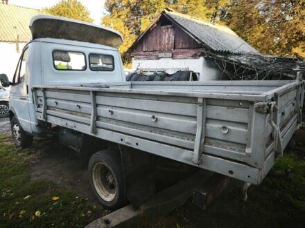 Сірий ГАЗ 3302 ГАЗель, об'ємом двигуна 2.4 л та пробігом 300 тис. км за 1300 $, фото 1 на Automoto.ua