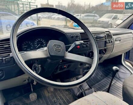 Синий ГАЗ 3302 ГАЗель, объемом двигателя 2.46 л и пробегом 248 тыс. км за 2999 $, фото 5 на Automoto.ua