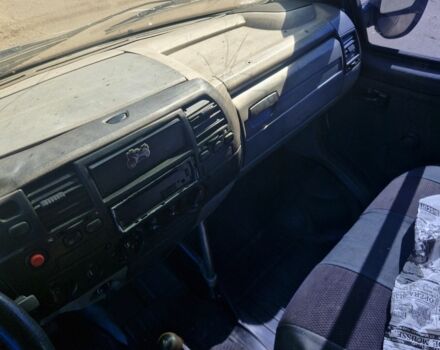 ГАЗ 3302 ГАЗель 2004 в Киеве на Automoto.ua Синий ГАЗ 3302 ГАЗель, объемом двигателя 2.3 л и пробегом 220 тыс. км за 1100 $, фото 5 на Automoto.ua