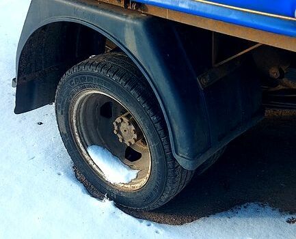 Серый ГАЗ 3302, объемом двигателя 2.3 л и пробегом 1000 тыс. км за 3200 $, фото 5 на Automoto.ua